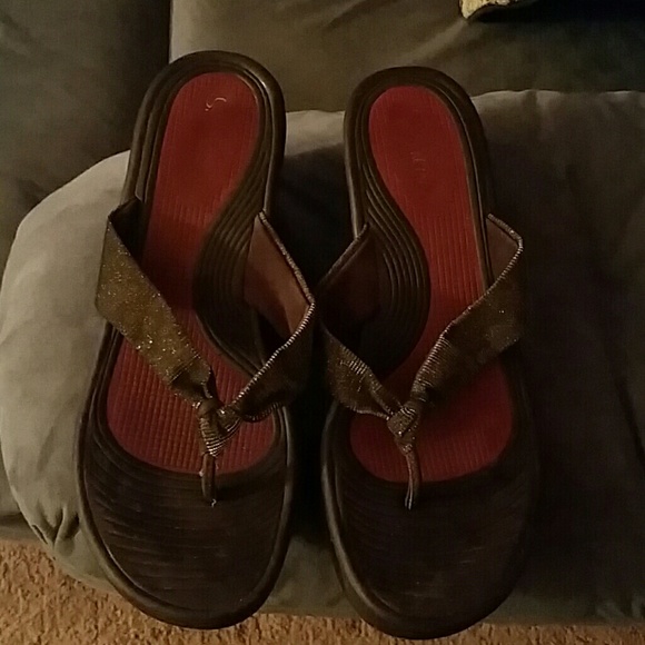 womens sketcher flip flops